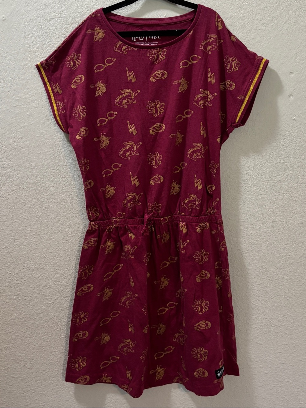 Harry Potter Girls Burgundy Gold Print Cotton Dress Size 11-12 (152 cm)